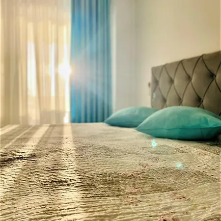 Vintage Sea View ساراندا